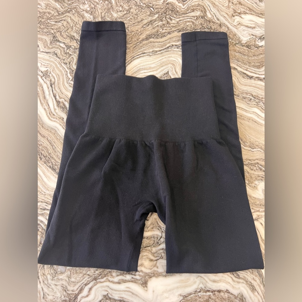 ANWND Womens Workout Material Black Leggings Size M/L